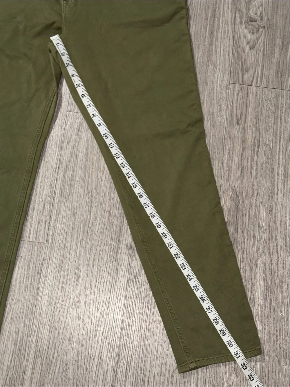 Banana Republic traveler Olive Skinny Fit Size 38x32